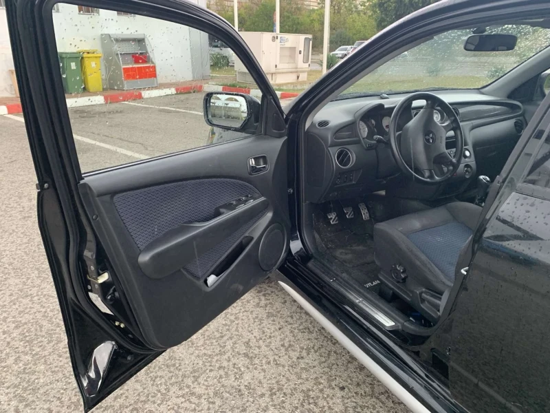 Mitsubishi Outlander 2.0i 4x4 ГАЗ, снимка 8 - Автомобили и джипове - 52547271