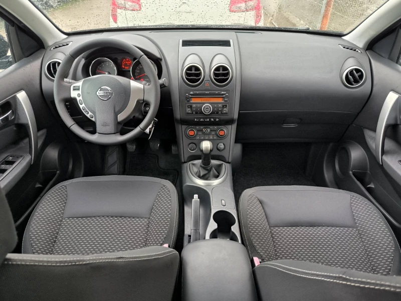 Nissan Qashqai 1.6i-Euro-4, снимка 11 - Автомобили и джипове - 52366926