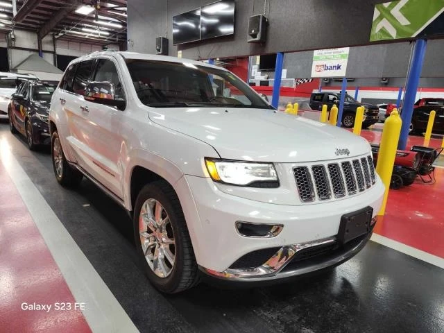 Jeep Grand cherokee SUMMIT* КАФЯВА КОЖА* PANO* KEYLESS, снимка 2 - Автомобили и джипове - 48402550