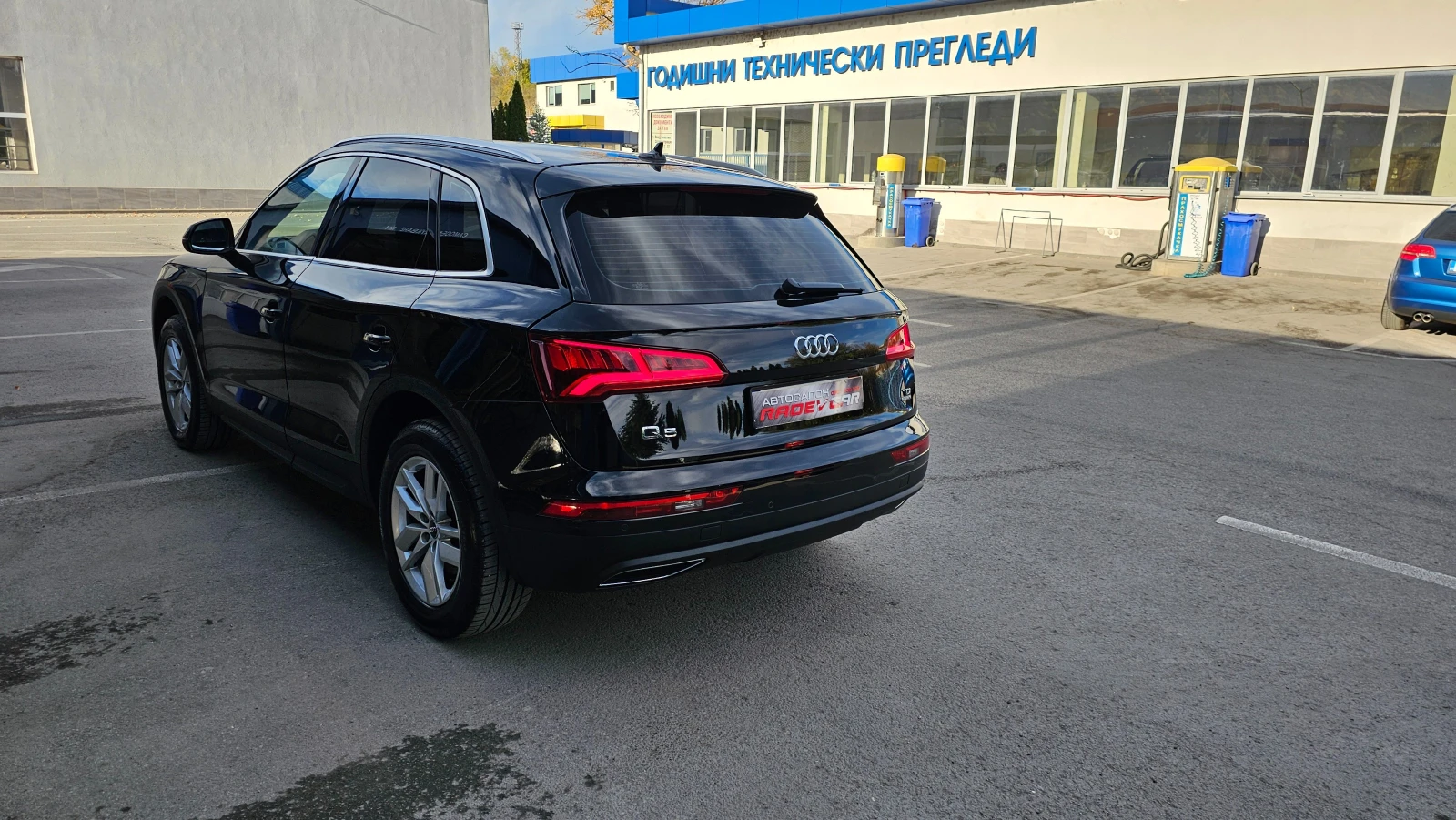 Audi Q5  2.0TDI S-Line Avtomatik 4x4 - изображение 3