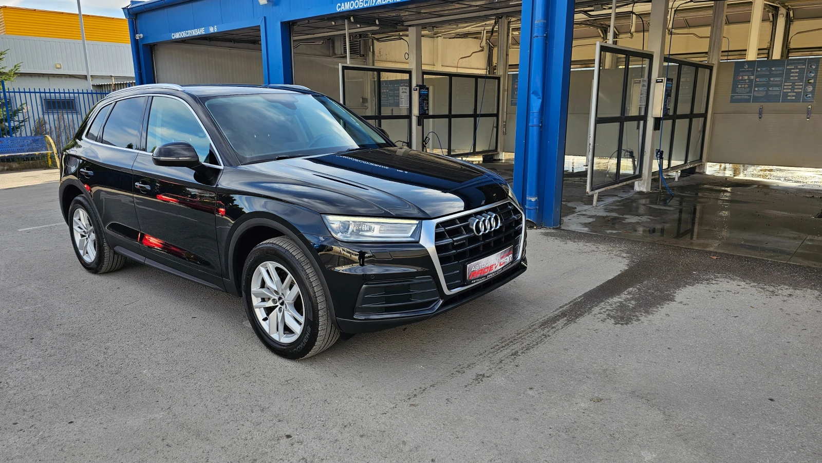 Audi Q5  2.0TDI S-Line Avtomatik 4x4 - изображение 6