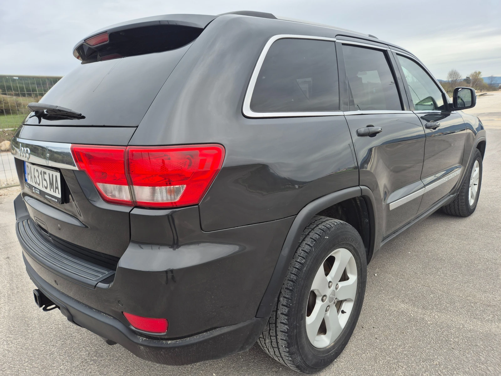 Jeep Grand cherokee 5.7HEMI - изображение 3