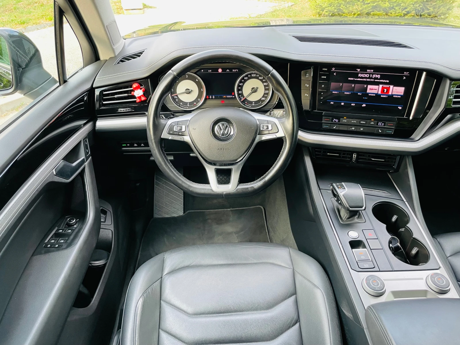 VW Touareg 3.0TDI* 2018год.155000км - изображение 8