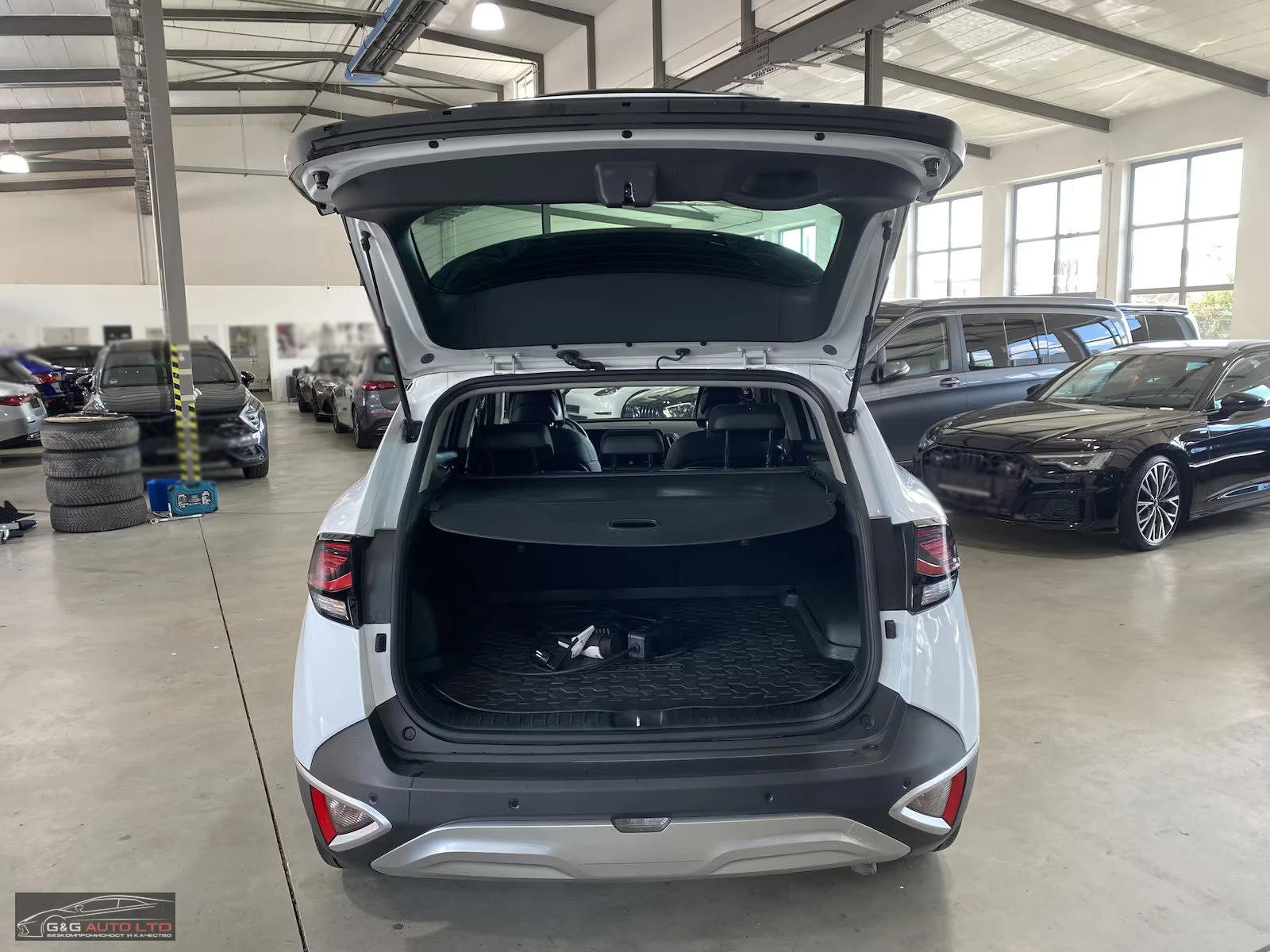 Kia Sportage 1.6PHEV/265HP/4WD/VISION-SPORTS/CAM/AMBI/NAVI/674f - изображение 8