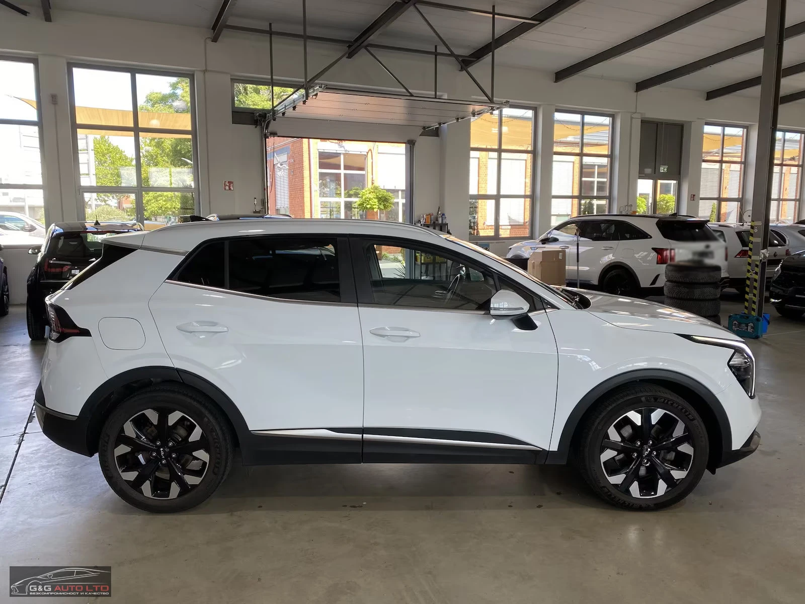 Kia Sportage 1.6PHEV/265HP/4WD/VISION-SPORTS/CAM/AMBI/NAVI/674f - изображение 6
