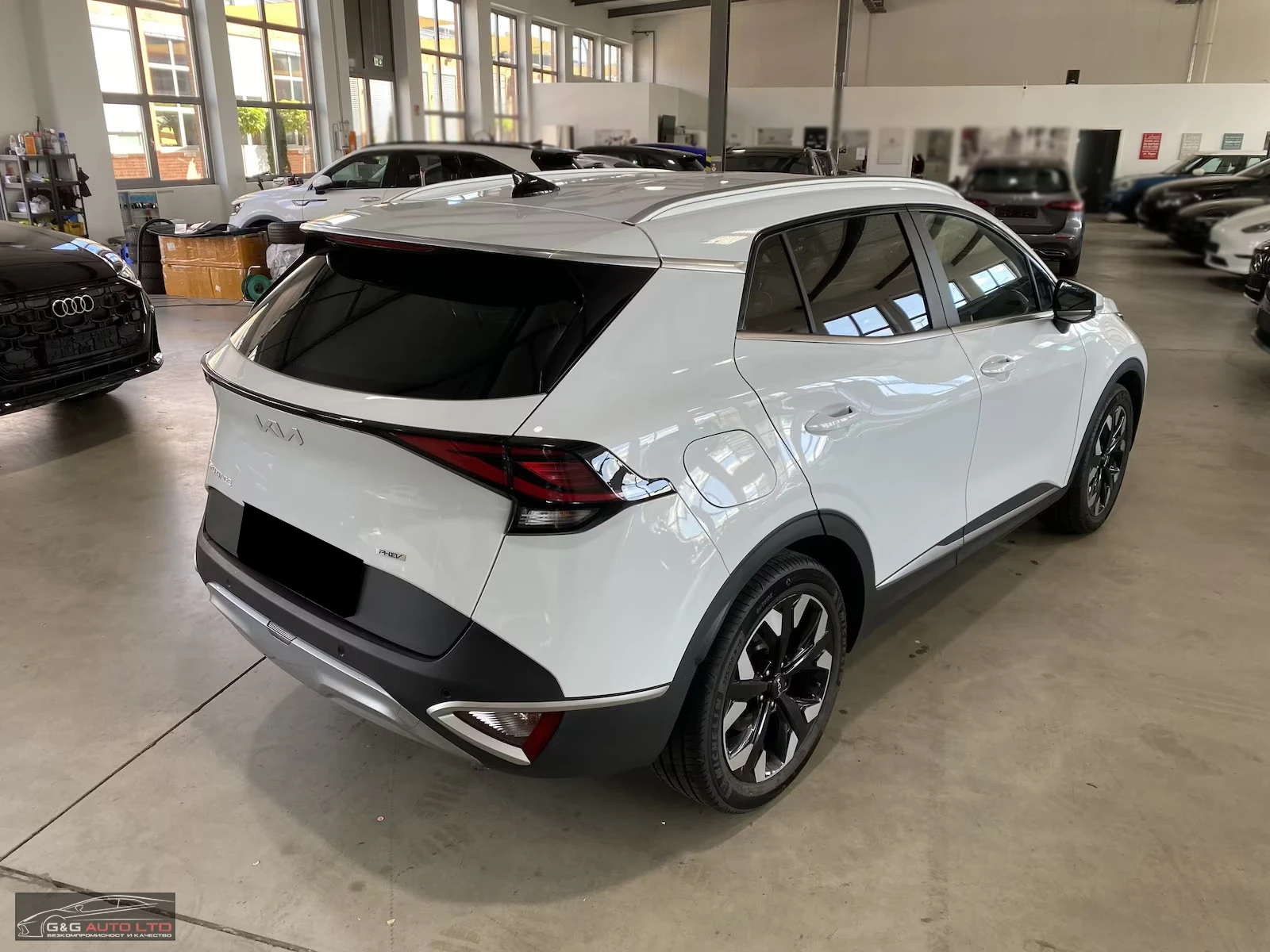 Kia Sportage 1.6PHEV/265HP/4WD/VISION-SPORTS/CAM/AMBI/NAVI/674f - изображение 7