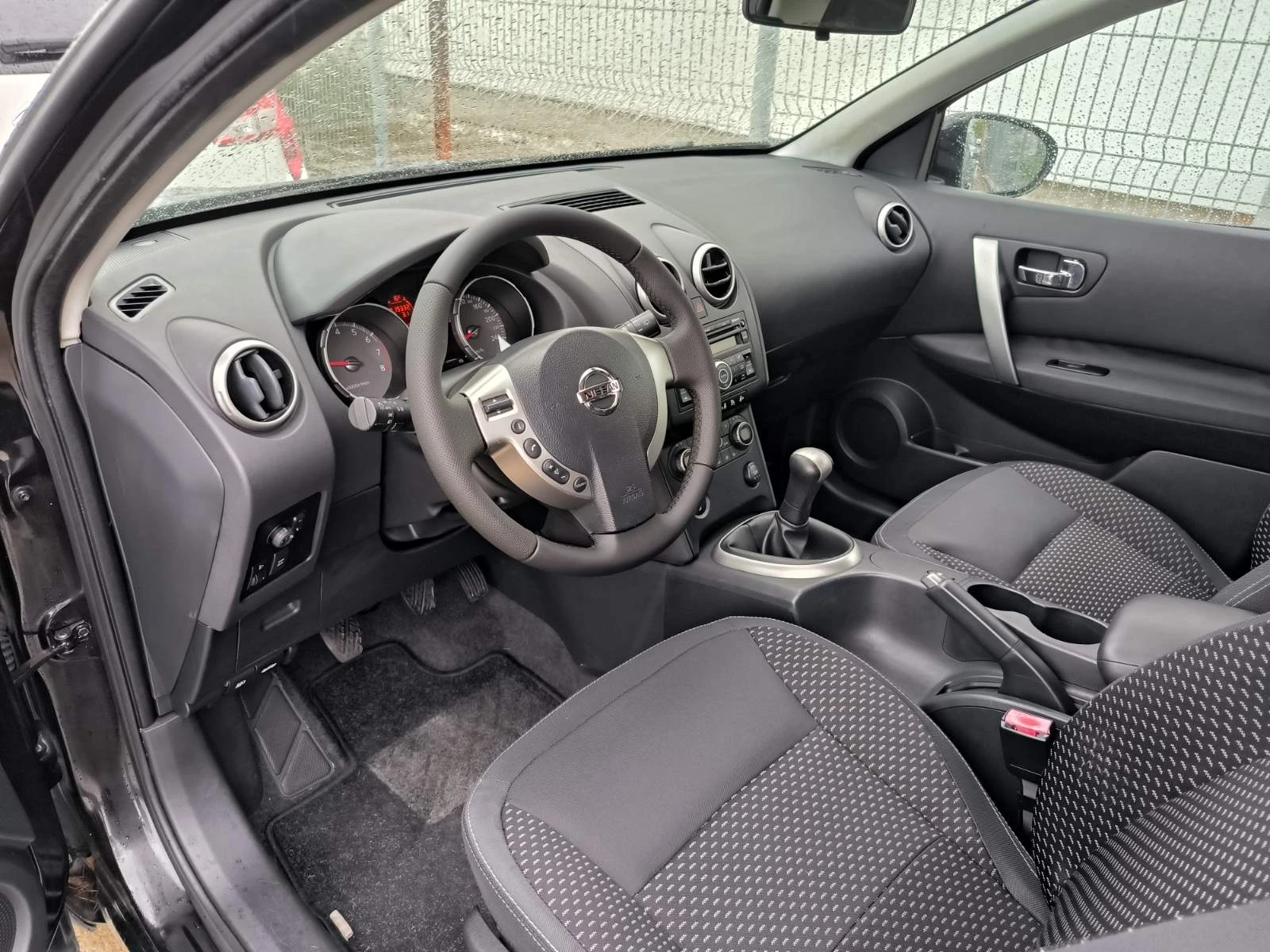 Nissan Qashqai 1.6i-Euro-4 - изображение 10