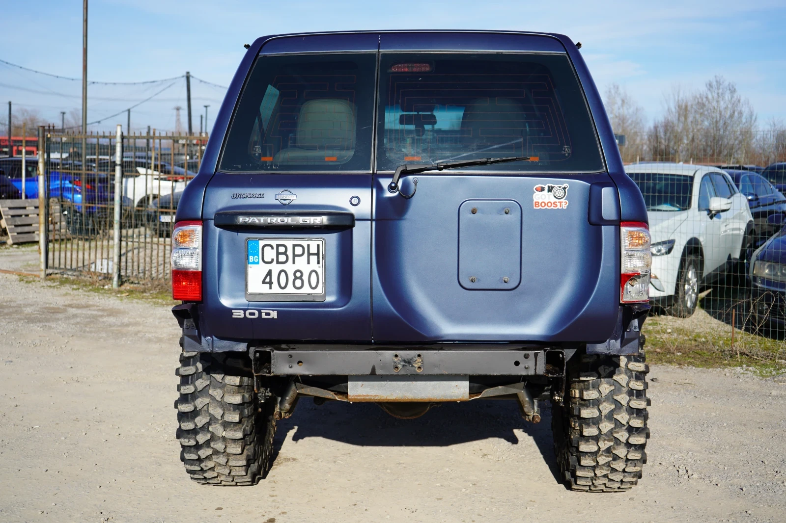 Nissan Patrol M57* УЗАКОНЕН* 37"* ВЪЗДУШНИ БЛОКАЖИ* ЛЕБЕДКА*, снимка 5 - Автомобили и джипове - 53771059