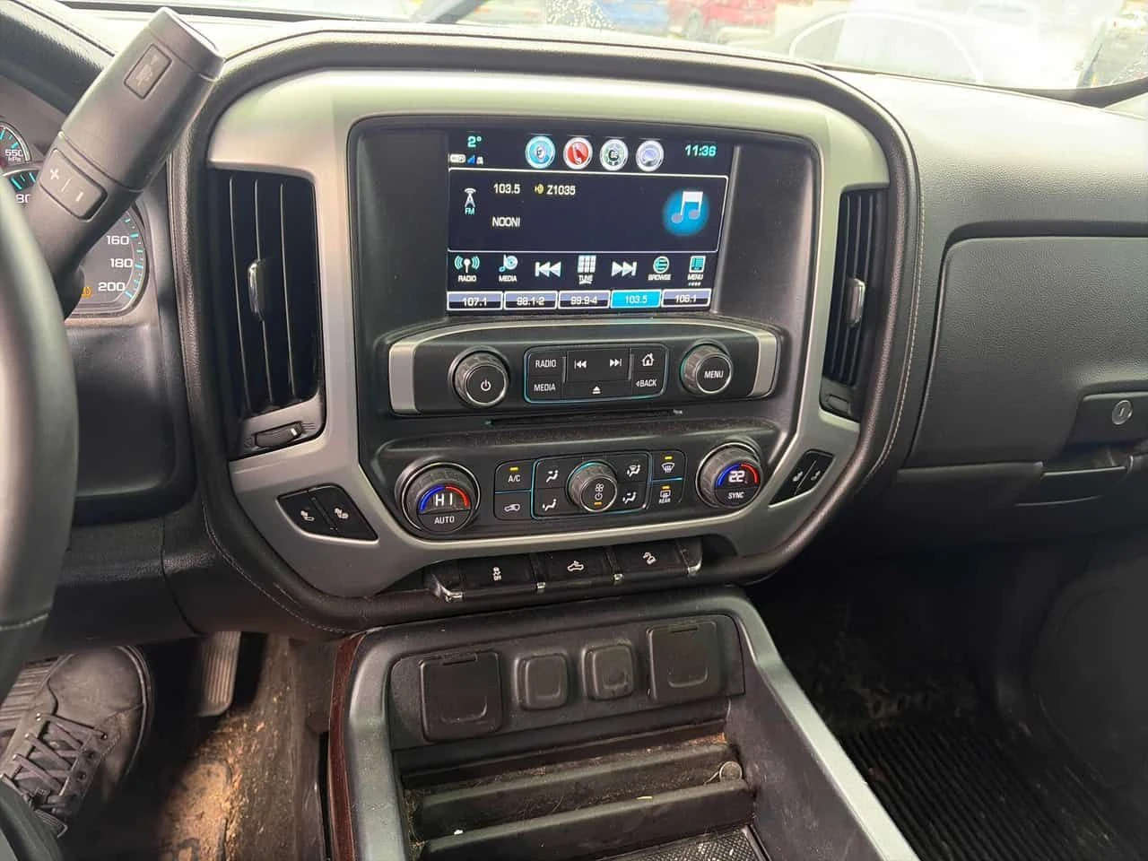 Gmc Sierra * SLE * KEYLESS* , снимка 9 - Автомобили и джипове - 54034964