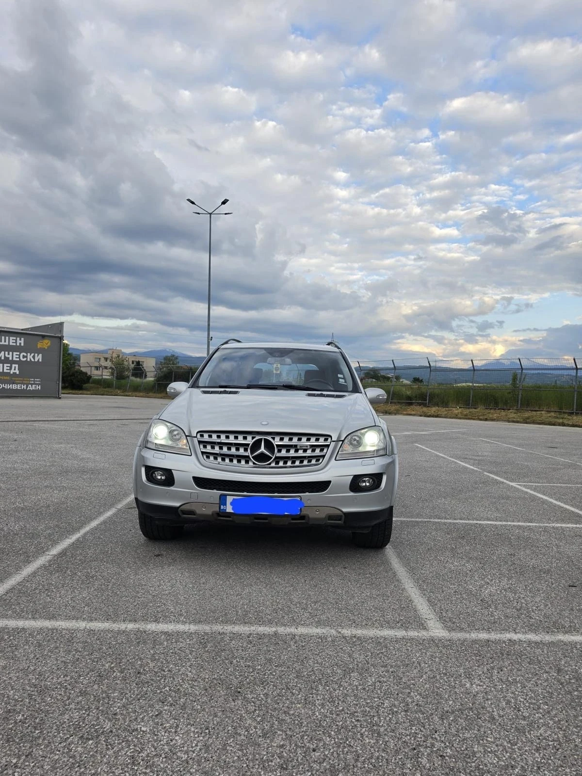 Mercedes-Benz ML 500