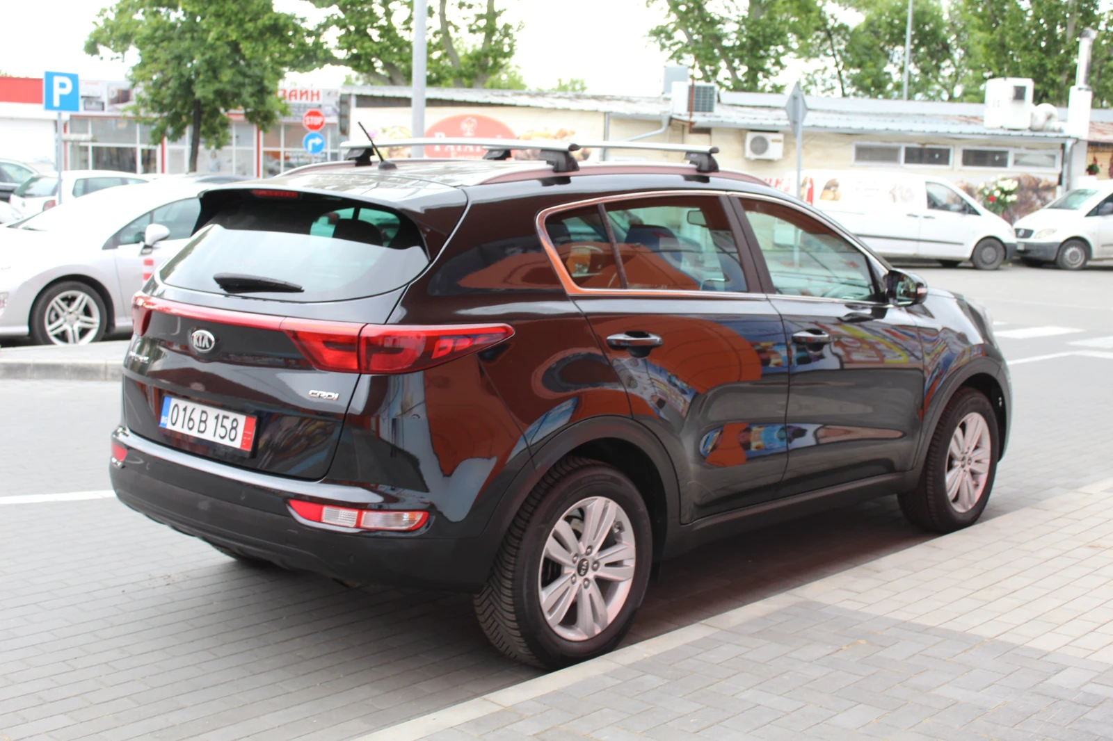 Kia Sportage 1.7D , снимка 8 - Автомобили и джипове - 54666461