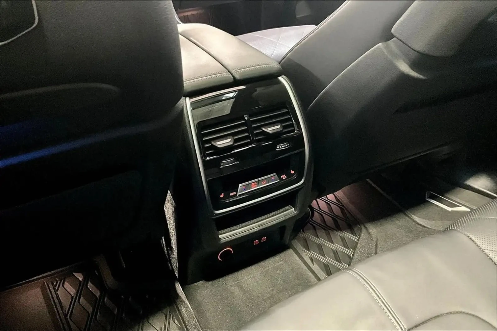 BMW X5 xDrive40i M Sport ЦЕНА ДО БЪЛГАРИЯ АВТОКРЕДИТ, снимка 17 - Автомобили и джипове - 55529743