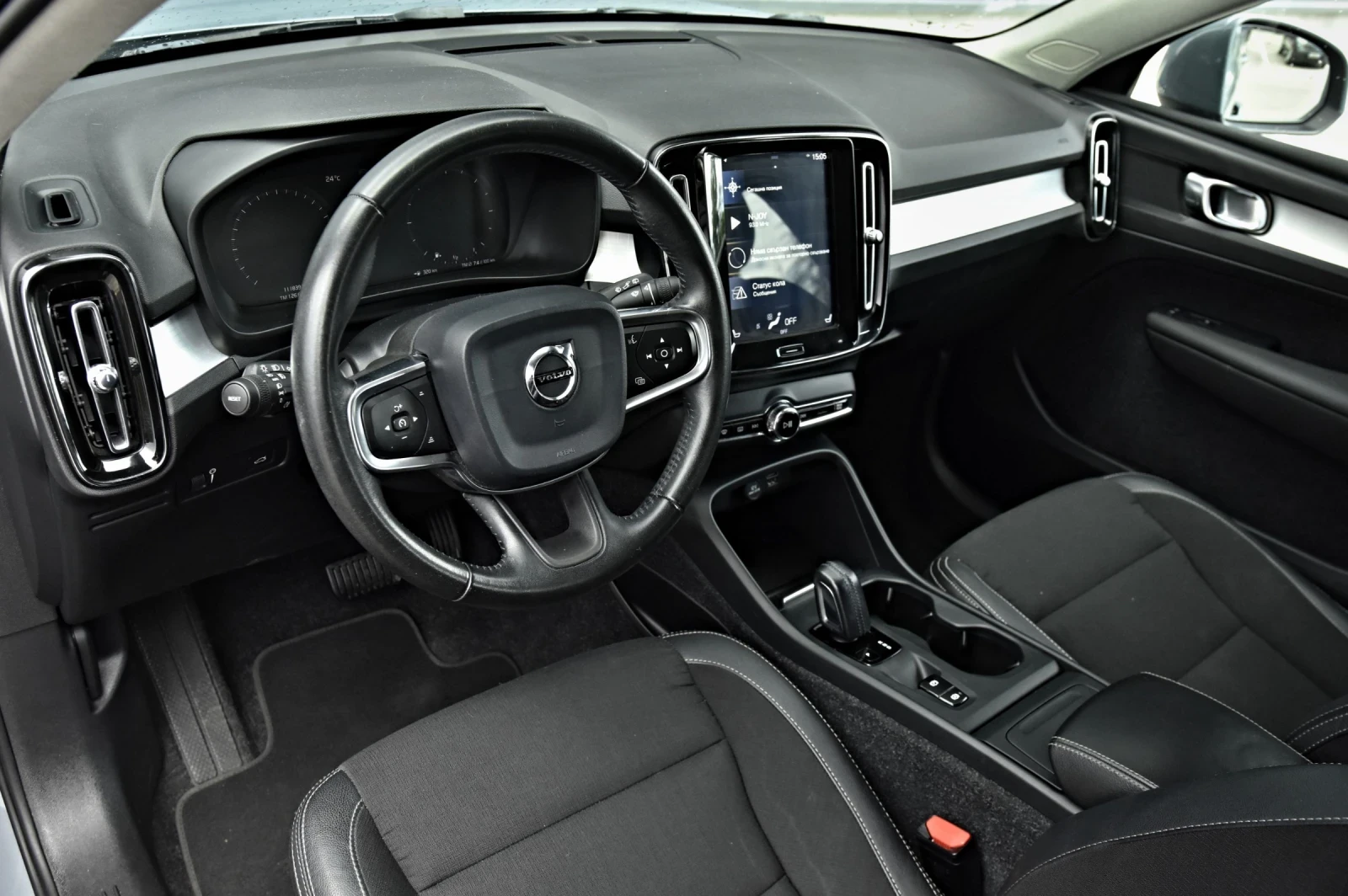 Volvo XC40 4x4 AWD реален пробег, снимка 10 - Автомобили и джипове - 55705003