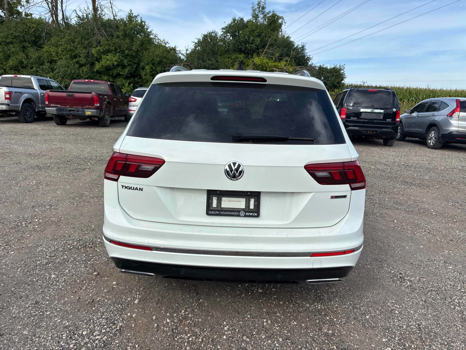 VW Tiguan * Highline * CARFAX * БЕЗ ПЪРВОНАЧАЛНА ВНОСКА, снимка 4 - Автомобили и джипове - 56001784
