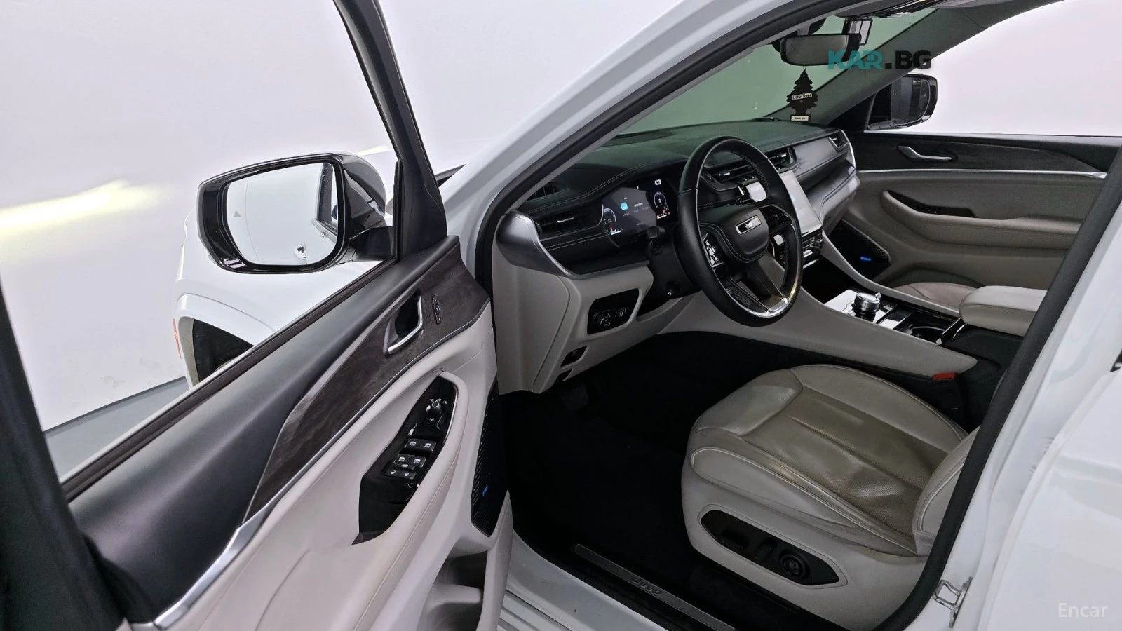 Jeep Grand cherokee ОБДУХВАНЕ* 360 КАМЕРА* HEADUP* ПАНО* ПОДГРЕВ, снимка 10 - Автомобили и джипове - 56170088