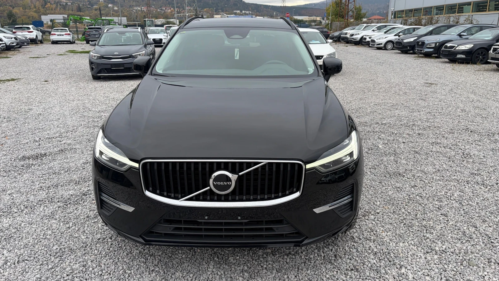 Volvo XC60 HYBRID B4 2.0D-197k.c. 4WD