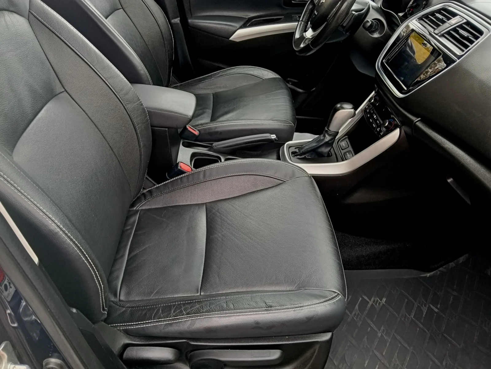Suzuki SX4 S-Cross AUTOMATIC FULL, снимка 10 - Автомобили и джипове - 56736651