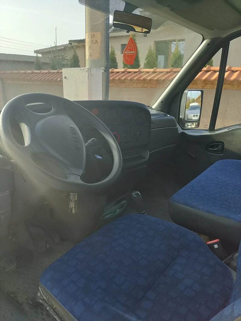 Iveco Daily, снимка 9 - Бусове и автобуси - 52847358