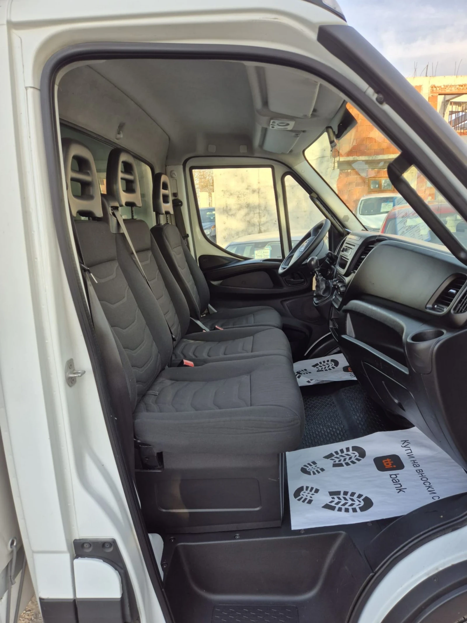 Iveco Daily 2.3-150k.c, снимка 8 - Бусове и автобуси - 53366558