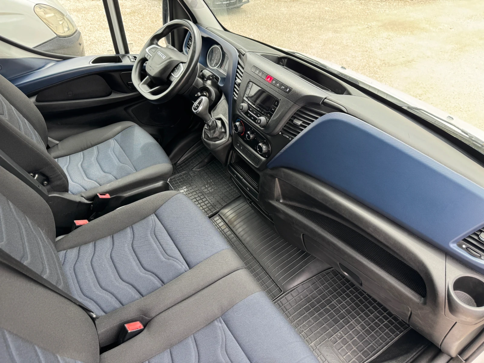 Iveco Daily 35S14 2.3 HPI HI-MATIC 8ZF XXXL EURO6, снимка 14 - Бусове и автобуси - 54208989