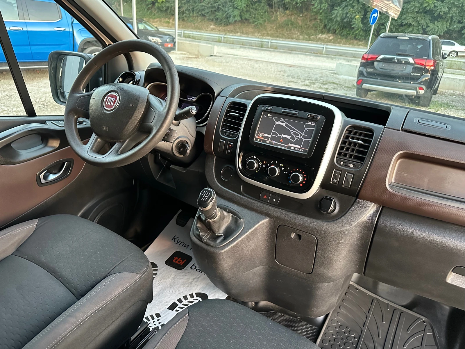 Renault Trafic 2.0DCI MAXI 6 МЕСТА НАВИ КЛИМАТИК, снимка 13 - Бусове и автобуси - 55633890
