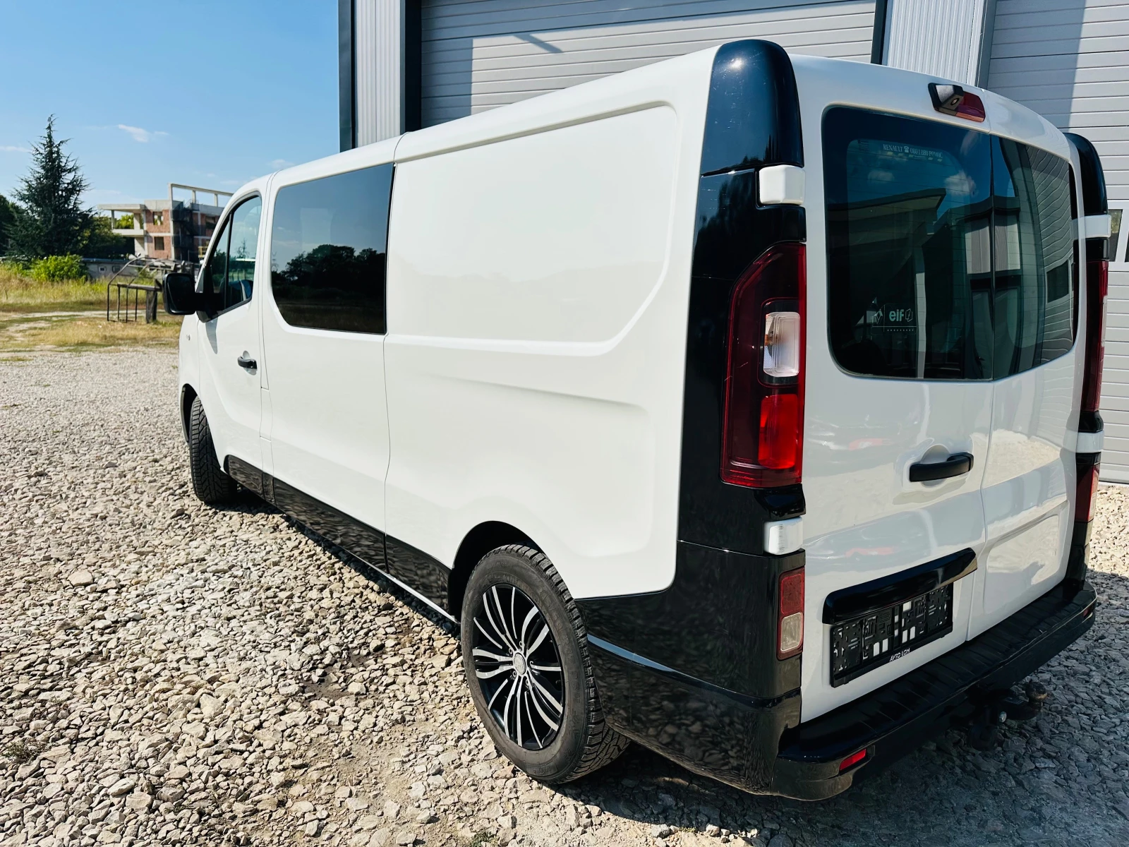 Renault Trafic 2.0DCI MAXI 6 МЕСТА НАВИ КЛИМАТИК, снимка 6 - Бусове и автобуси - 55633890