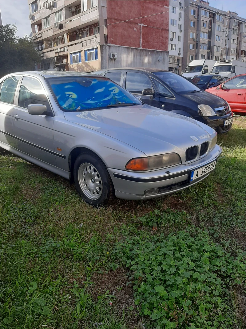 BMW 520 Bmw, снимка 1 - Автомобили и джипове - 47695919