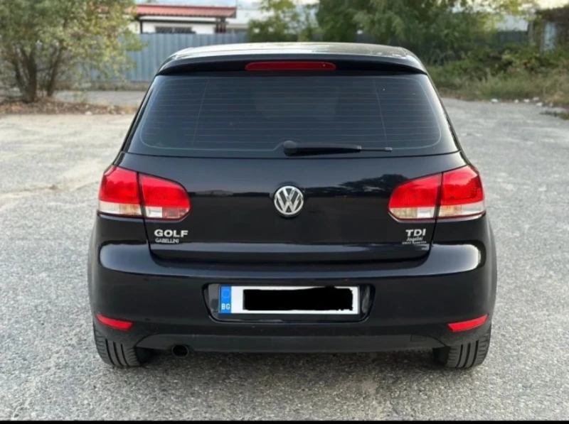 VW Golf, снимка 6 - Автомобили и джипове - 48410070