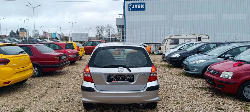 Honda Jazz 1.4i 83к.с.Климатроник, снимка 5 - Автомобили и джипове - 48610408