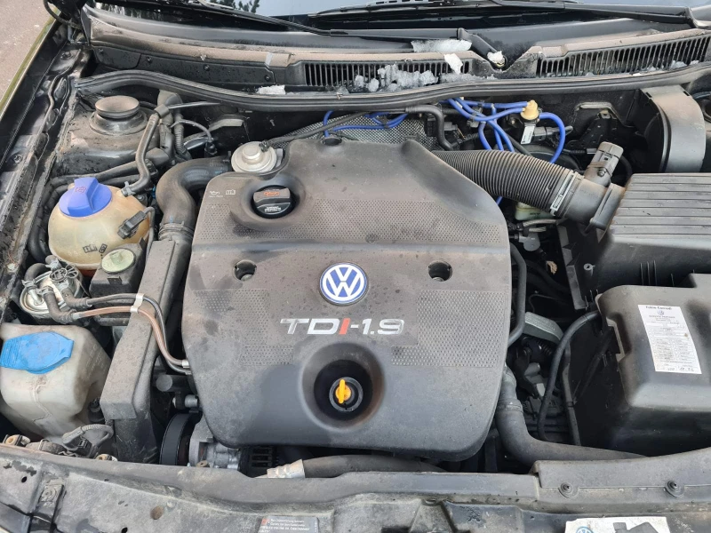 VW Golf 1.9TDI, снимка 13 - Автомобили и джипове - 48781477