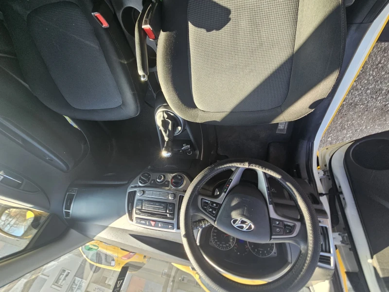 Hyundai I20 1.25 газ, снимка 7 - Автомобили и джипове - 49112673