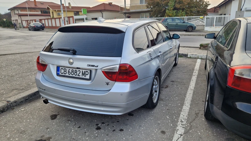 BMW 318, снимка 4 - Автомобили и джипове - 49136079