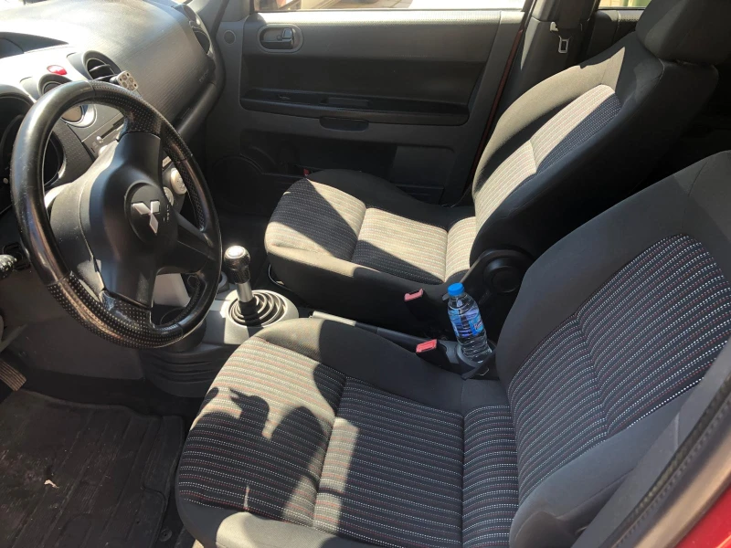 Mitsubishi Colt 1.5, снимка 9 - Автомобили и джипове - 52634769