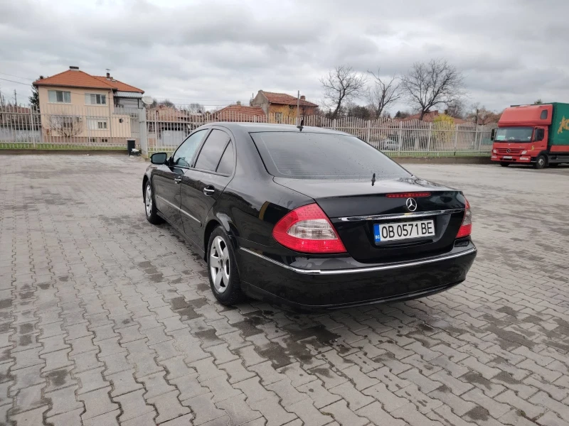 Mercedes-Benz E 320, снимка 7 - Автомобили и джипове - 52321981