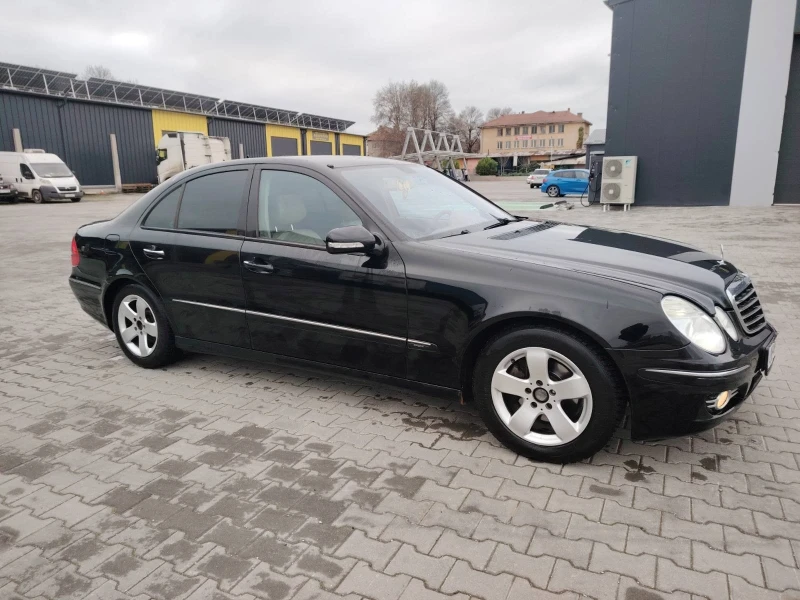 Mercedes-Benz E 320, снимка 4 - Автомобили и джипове - 52321981
