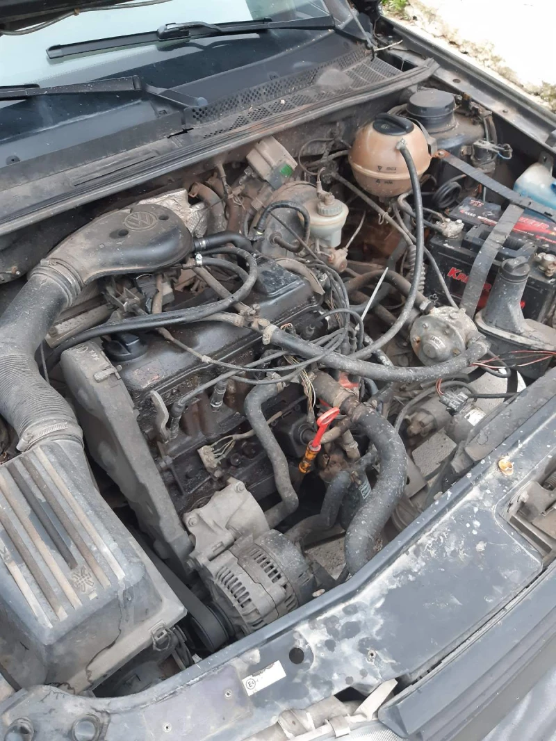 VW Golf, снимка 3 - Автомобили и джипове - 52474454