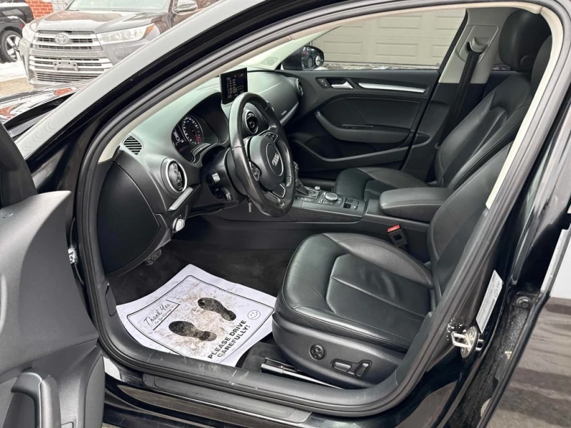 Audi A3 * 2.0T Komfort * CARFAX * БЕЗ ПЪРВОНАЧАЛНА ВНОСКА, снимка 5 - Автомобили и джипове - 52956499