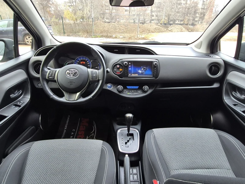 Toyota Yaris, снимка 7 - Автомобили и джипове - 53013279