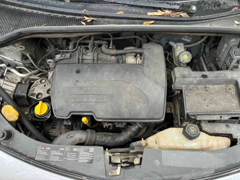 Renault Clio, снимка 6 - Автомобили и джипове - 53156057