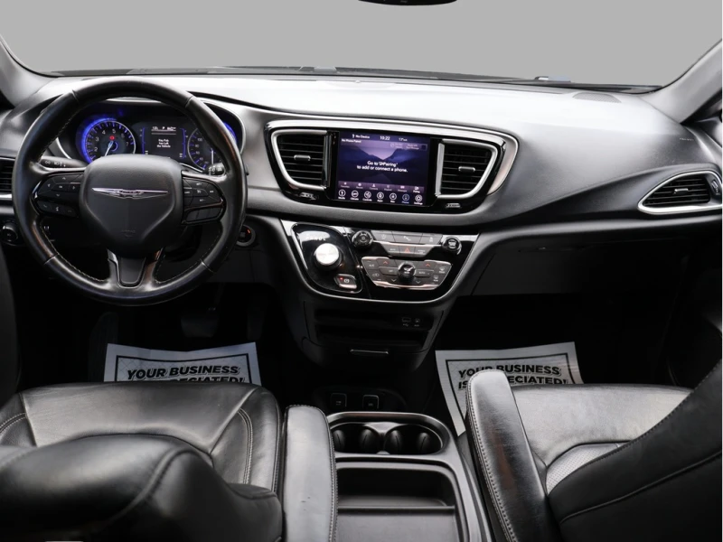 Chrysler Pacifica Без Инциденти * * S Pack * * Мъртва точка * * 4Х4 , снимка 11 - Автомобили и джипове - 53328764