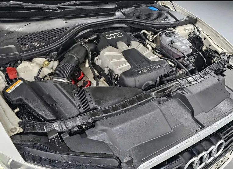 Audi A6 QUATTRO* KOMFORT* KEYLESS АвтоКредит(ЦЕНА ДО БГ), снимка 12 - Автомобили и джипове - 53448241