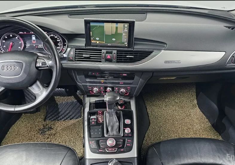 Audi A6 QUATTRO* KOMFORT* KEYLESS АвтоКредит(ЦЕНА ДО БГ), снимка 5 - Автомобили и джипове - 53448241