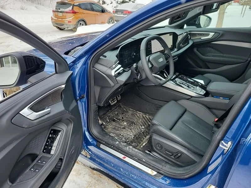 Audi A5 Technik  CARFAX, снимка 12 - Автомобили и джипове - 53637892