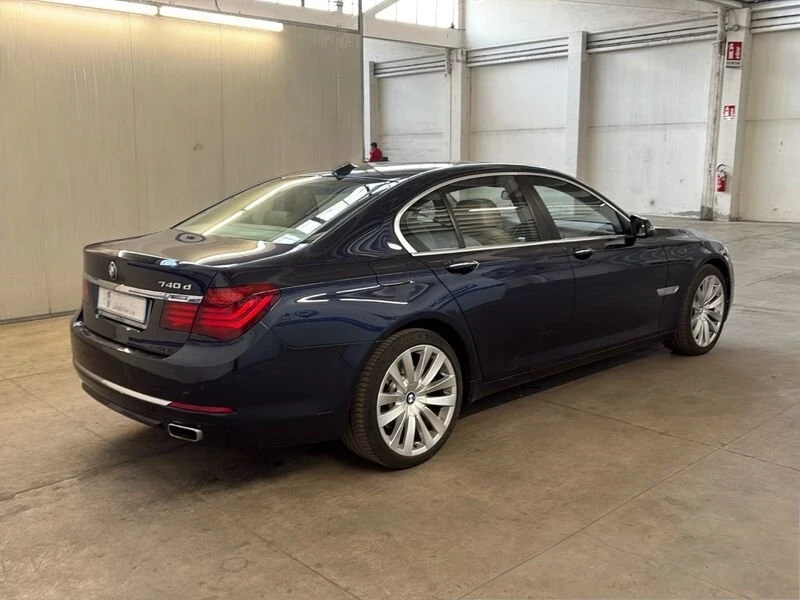 BMW 740 * Facelift* Digital* 200000км* , снимка 5 - Автомобили и джипове - 54972458