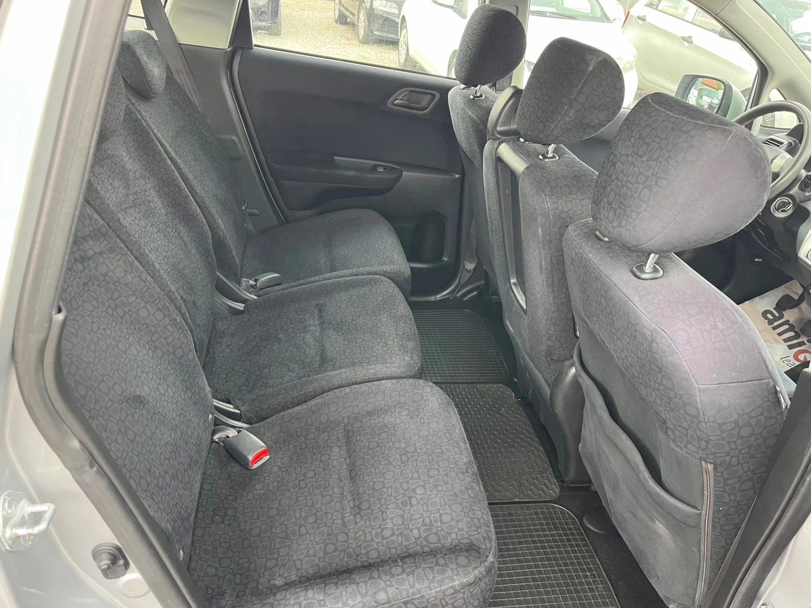 Honda Fr-v 1.7I - изображение 9