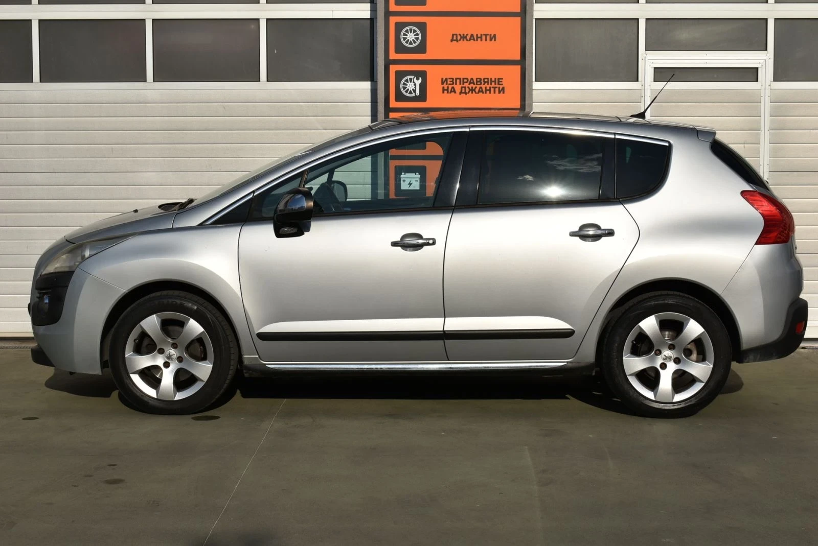 Peugeot 3008 1.6Т Автоматик - изображение 5