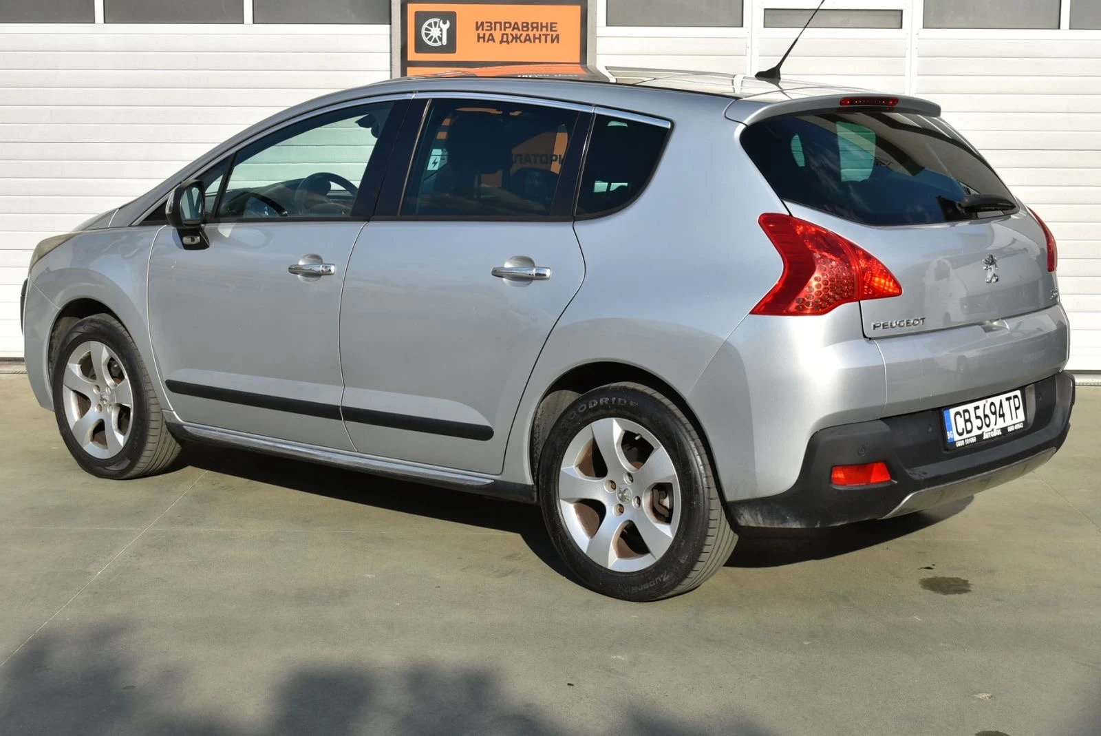 Peugeot 3008 1.6Т Автоматик - изображение 7