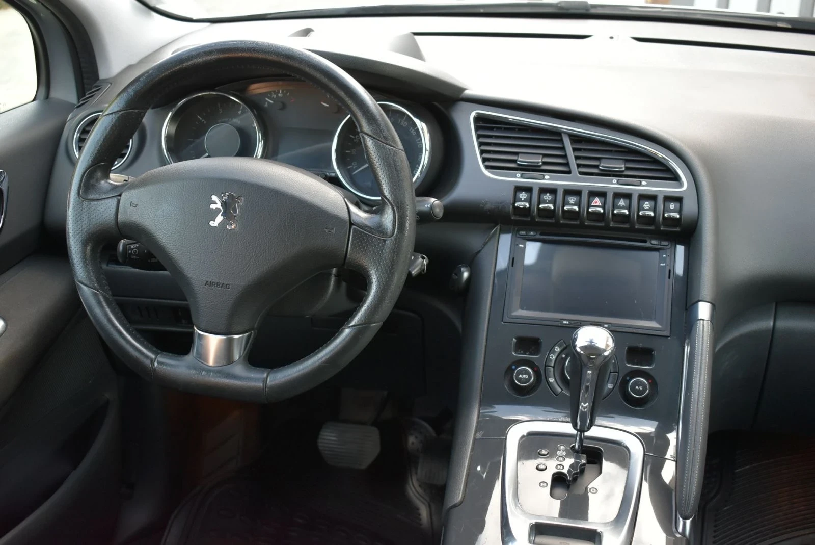 Peugeot 3008 1.6Т Автоматик - изображение 9