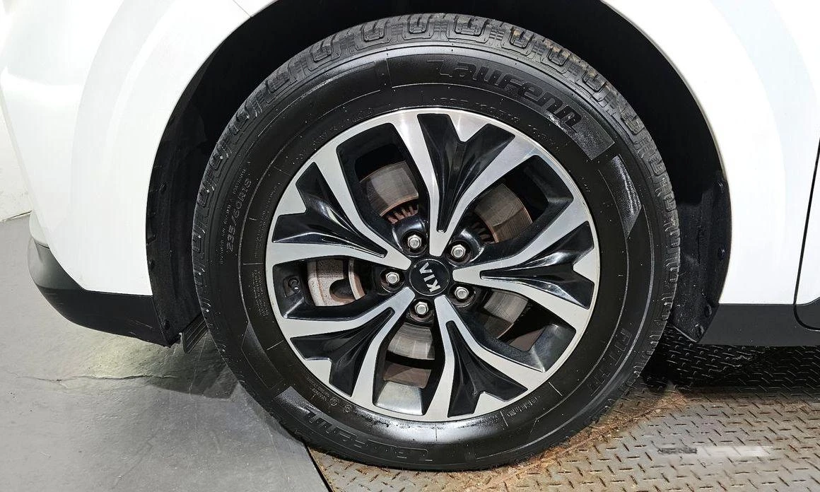 Kia Carnival  - изображение 5