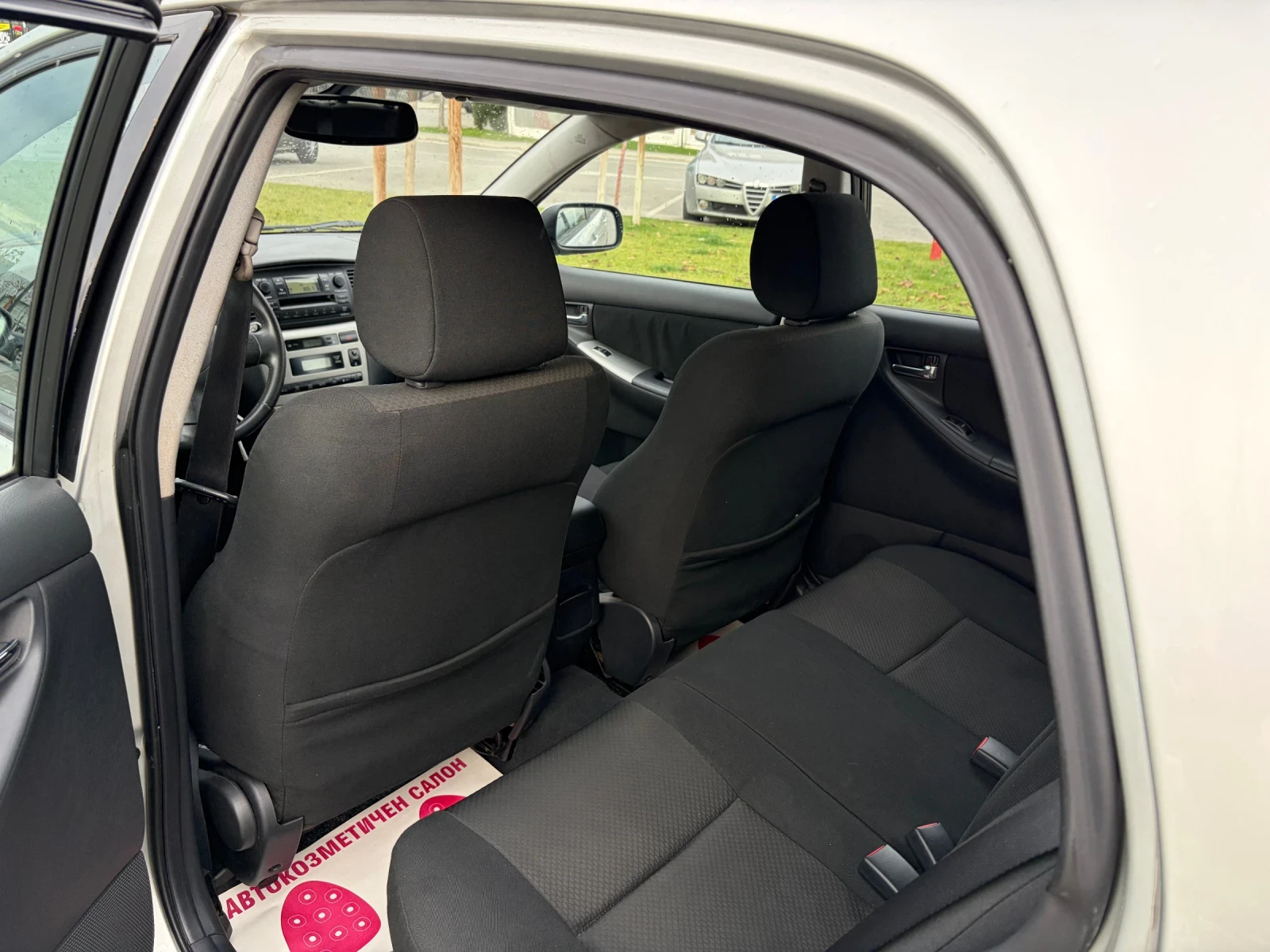 Toyota Corolla 2.0 D-4D - изображение 10